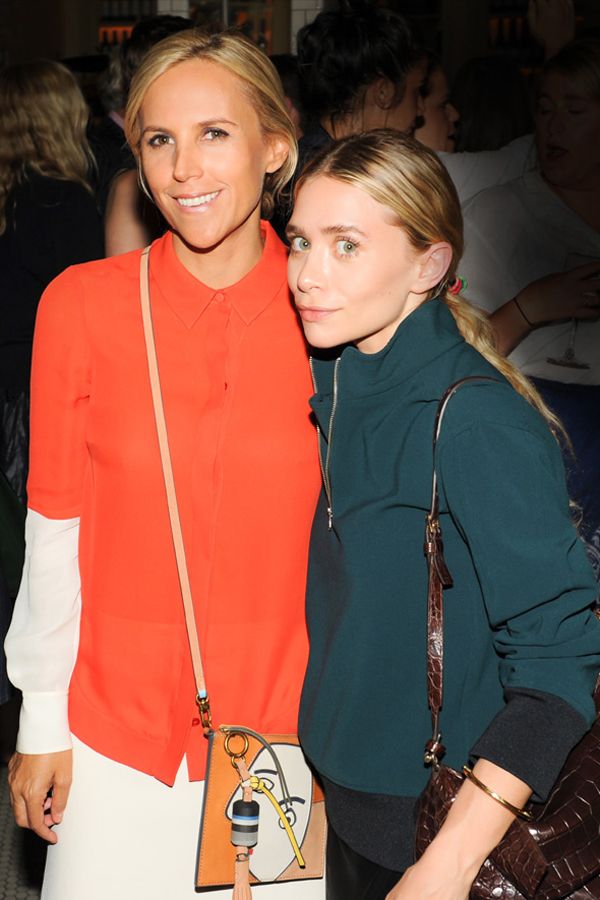 Olsens Anonymous Blog Ashley Olsen And Tory Burch Trademark Store Opening Ponytail Green Pullover The Row Croc Bag Event photo Olsens-Anonymous-Blog-Ashley-Olsen-And-Tory-Burch-Trademark-Store-Opening-Ponytail-Green-Pullover-The-Row-Croc-Bag.jpg