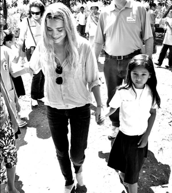 Olsens Anonymous Blog Ashley Olsen Charity Trip With Toms Shoes Button Down Skinny Jeans Sunglasses photo Olsens-Anonymous-Blog-Ashley-Olsen-Charity-Trip-With-Toms-Shoes-Button-Down.jpg