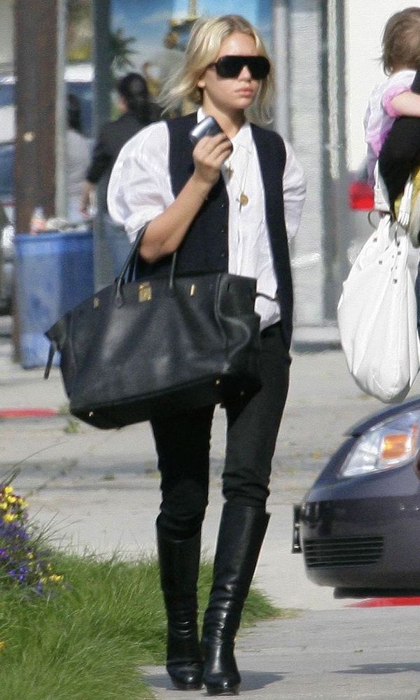 Olsens Anonymous Blog Style Fashion Get The Look Ashley Olsen Goes Black And White In Beverly Hills Vest Hermes Bag Jeans Leather Boots Candid photo Olsens-Anonymous-Blog-Style-Fashion-Get-The-Look-Ashley-Olsen-Goes-Black-And-White-In-Beverly-Hills-Vest-Hermes-Bag-Jeans-Leather-Boots.jpg
