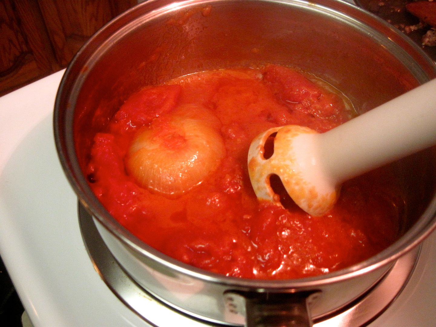 http://i1075.photobucket.com/albums/w423/korena007/3-Cheese%20Tomato%20Sausage%20Pasta%20Sauce/IMG_7308.jpg