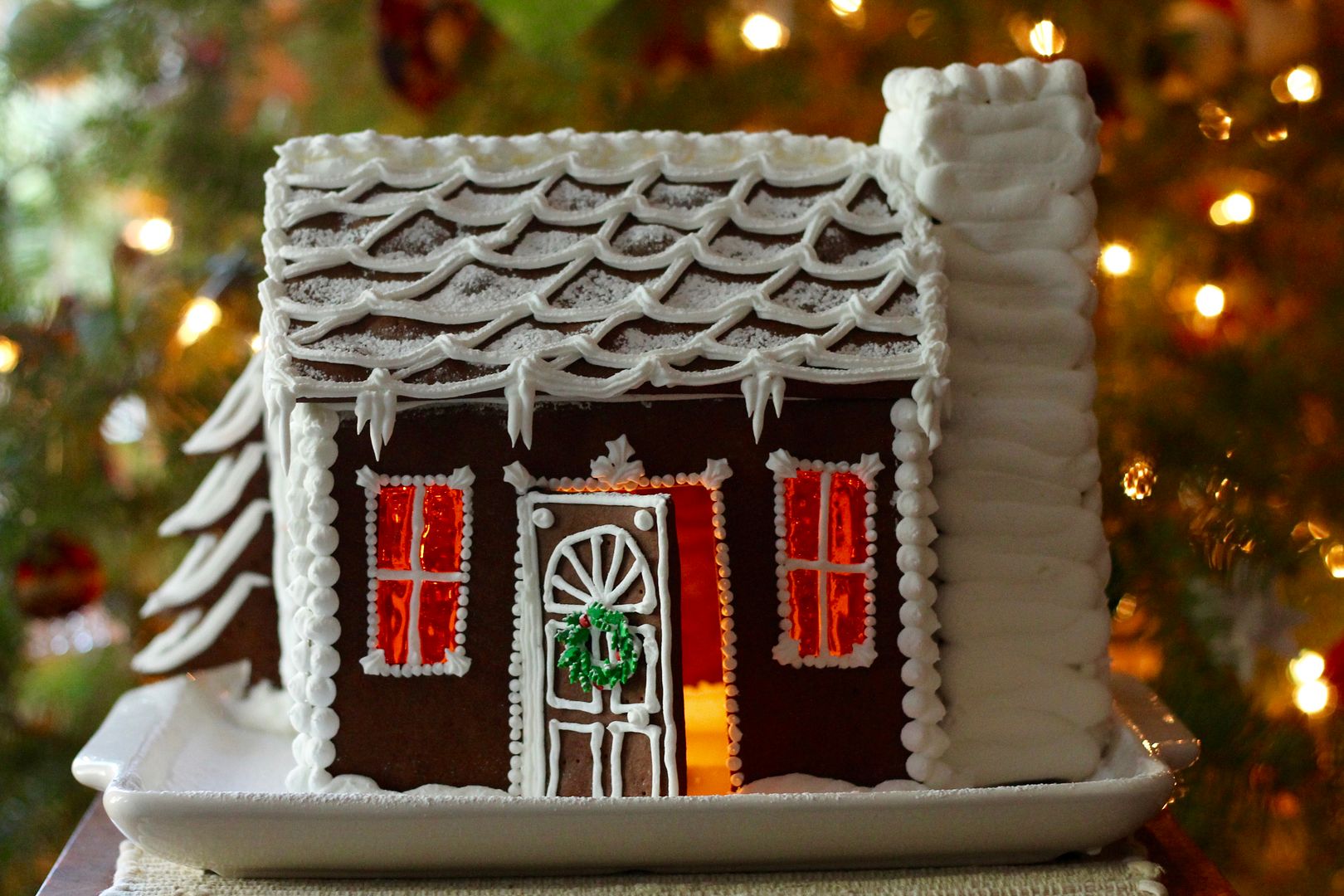 Gingerbread Cottage | Korena in the Kitchen