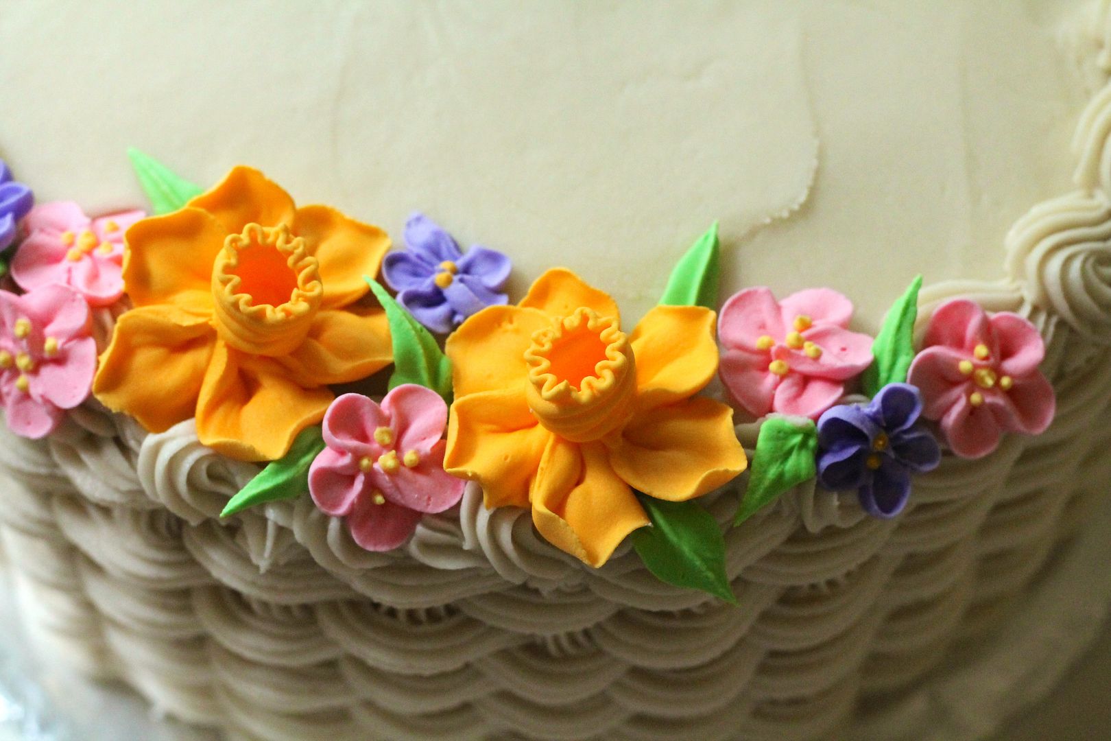 Flower Basket Cake | Korena in the Kitchen