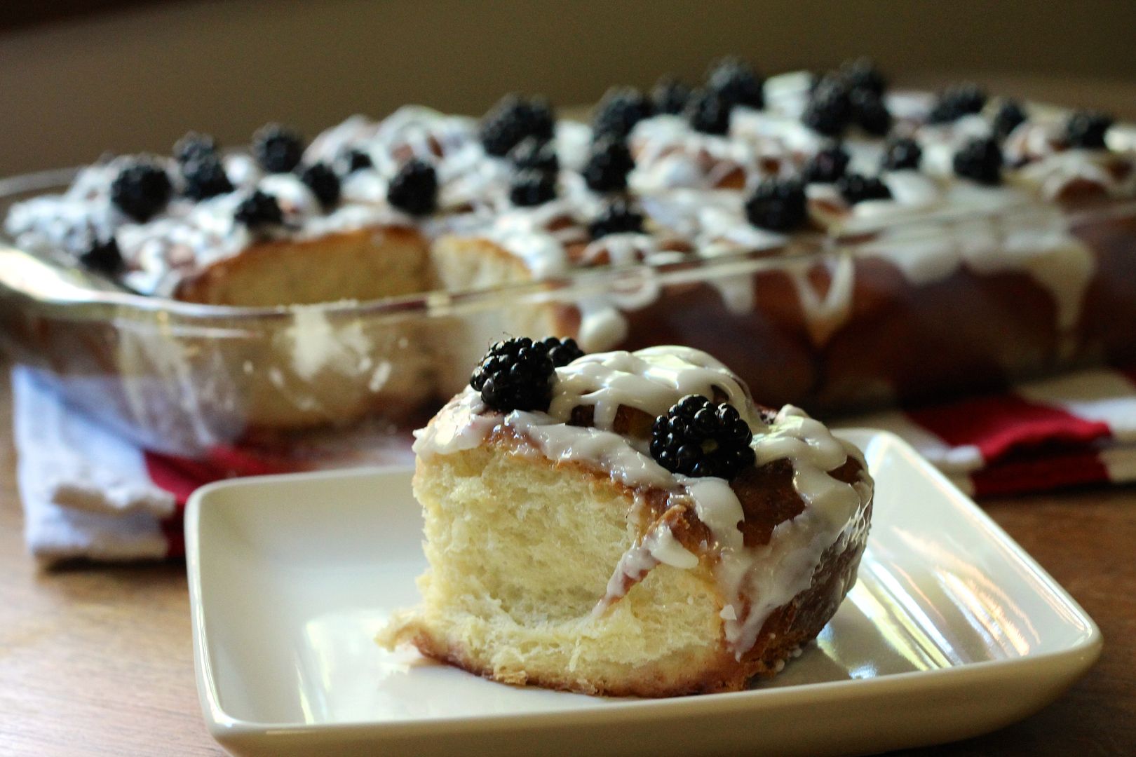 Blackberry Cinnamon Buns | Korena in the Kitchen