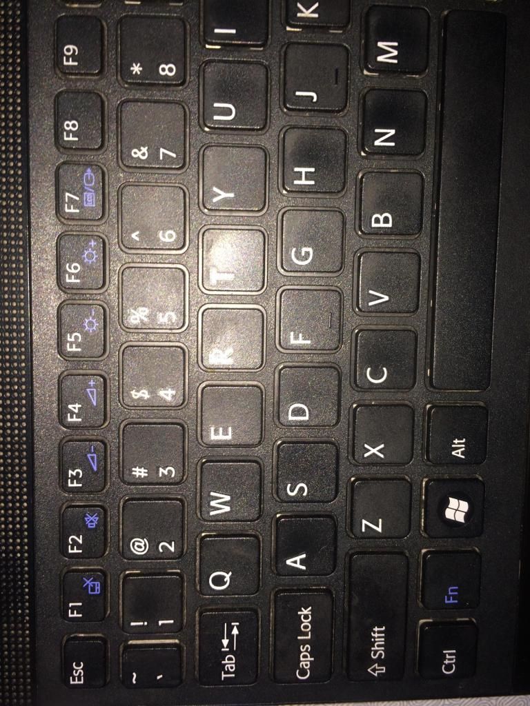 Sony Vaio PCG 71913L - I3 2330 , 4G . Máy nhà sử dụng , dư dùng cần bán . - 3