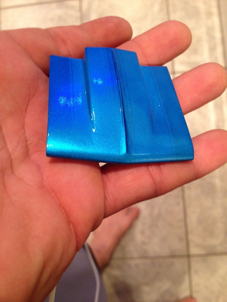 7E3BDFF8-A27B-45A3-B5DF-A7A1222820A4-332