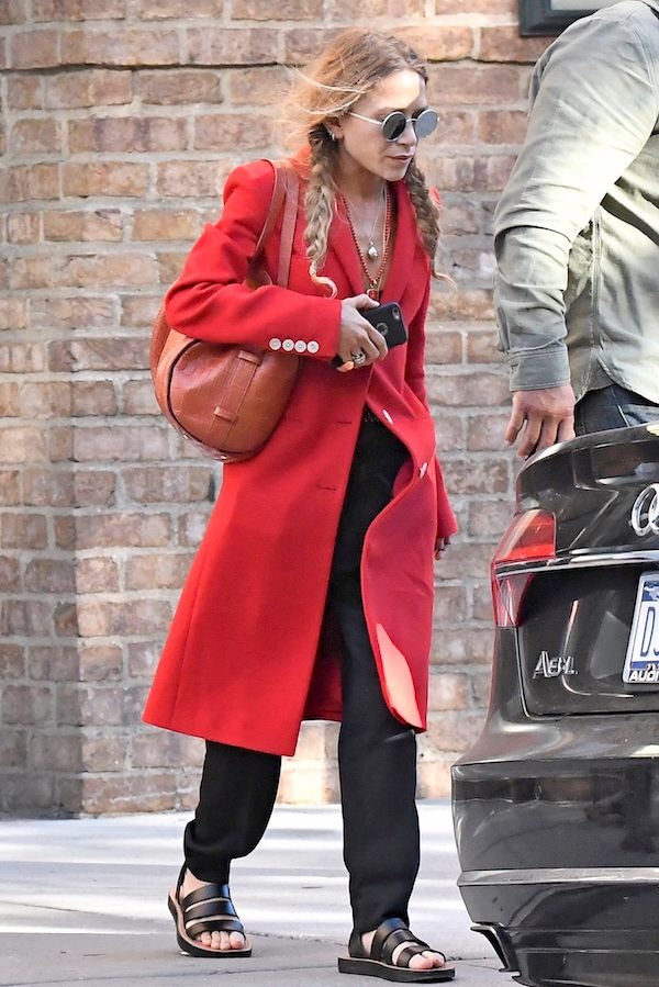 Olsens Anonymous: Mary-Kate Olsen Steps Out In A Red Coat And Pigtail ...