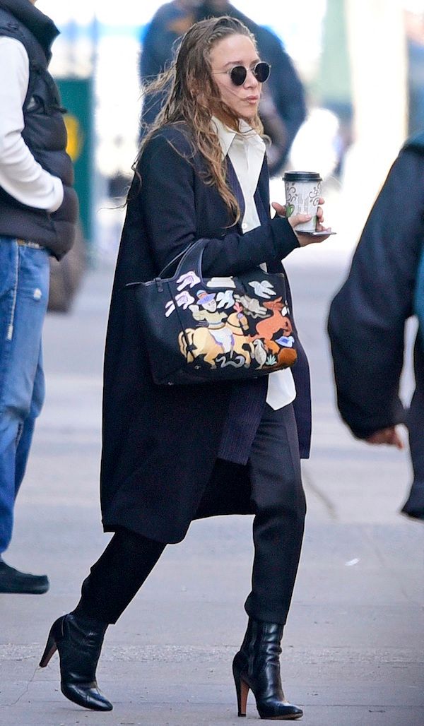 Olsens Anonymous: Mary Kate And Ashley Olsen’s New Favorite Bag