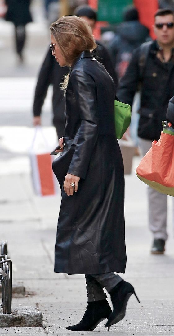 Olsens Anonymous Blog Mary Kate Olsen Twins Sleek Leather Coat Oliver Peoples The Row Round Sunglasses Grey Skinny Jeans Pointed Suede Anke Boots Heels