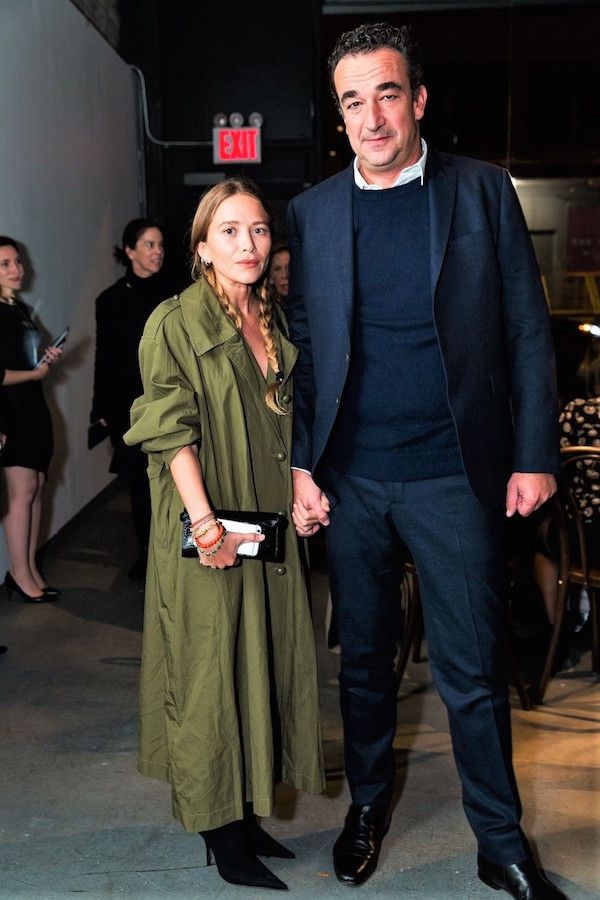 Olsens Anonymous: Get Mary-Kate Olsen's Oversized Green Trench Coat Look