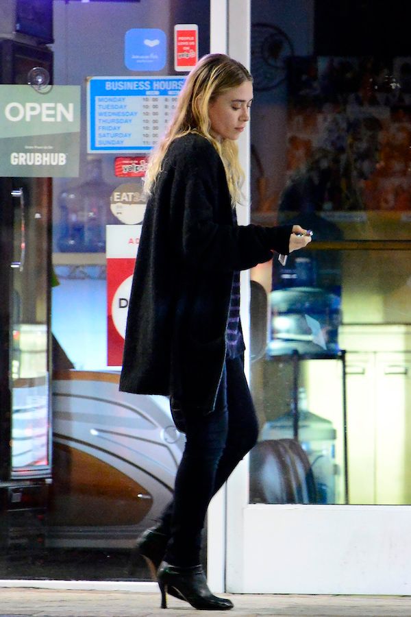 Olsens Anonymous Fashion Blog Ashley Olsen Cozy Date Night Out Look Chunky Cardigan Stripe Top Skinny Black Jeans Heeled Leather Boots photo Olsens-Anonymous-Fashion-Blog-Ashley-Olsen-Cozy-Date-Night-Out-Look-Chunky-Cardigan-Stripe-Top-Skinny-Black-Jeans-Heeled-Leather-Boots.jpg