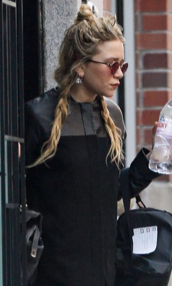 Olsens Anonymous Blog 2 Ways Mary Kate Top Knot And Braids Hair Inspiration Close Up Round Sunglasses Leather Panel Candid photo Olsens-Anonymous-Blog-2-Ways-Mary-Kate-Top-Knot-And-Braids-Hair-Inspiration-Close-Up-Round-Sunglasses-Leather-Panel.jpg