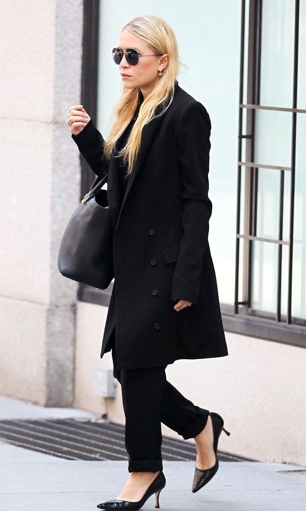 Olsens Anonymous Blog Mary Kate Olsen All Black In New York City Round ...
