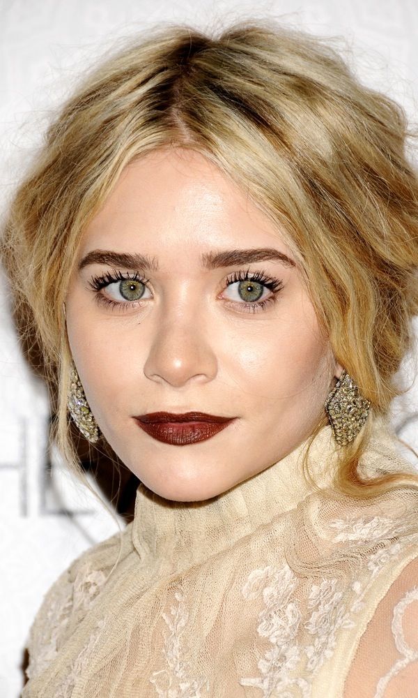 Olsens Anonymous Blog Style Fashion 11 Shots Of Mary Kate Ashley Olsen With Red Lipstick Beauty Lips Burgundy Ox Blood Lace Dress Ashley Hair Up photo Olsens-Anonymous-Blog-Style-Fashion-11-Shots-Of-Mary-Kate-Ashley-Olsen-With-Red-Lipstick-Beauty-Lips-Burgundy-Ox-Blood-Lace-Dress-Ashley.jpg