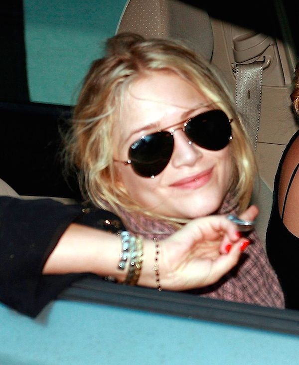 Olsens Anonymous Blog Style Fashion Get The Look Mary Kate Olsen Close Up Ray Bans And Red Nails Nail Polish Aviator Sunglasses Smile Bracelets Jewelry Candid photo Olsens-Anonymous-Blog-Style-Fashion-Get-The-Look-Mary-Kate-Olsen-Close-Up-Ray-Bans-And-Red-Nails-Nail-Polish-Aviator-Sunglasses-Smile-Bracelets-Jewelry.jpg