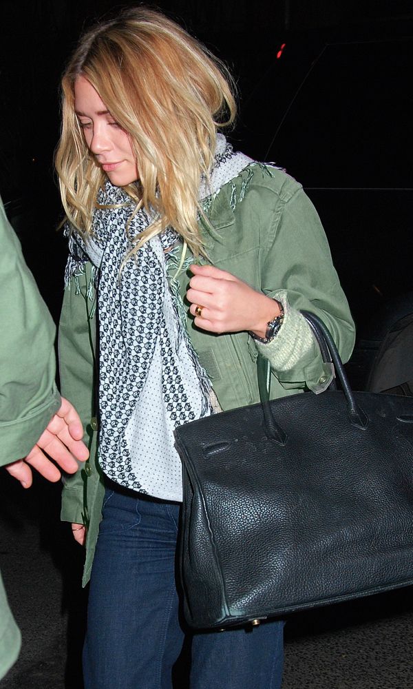 Olsens Anonymous: 4 Ways To Wear A Green Jacket Like Ashley Olsen