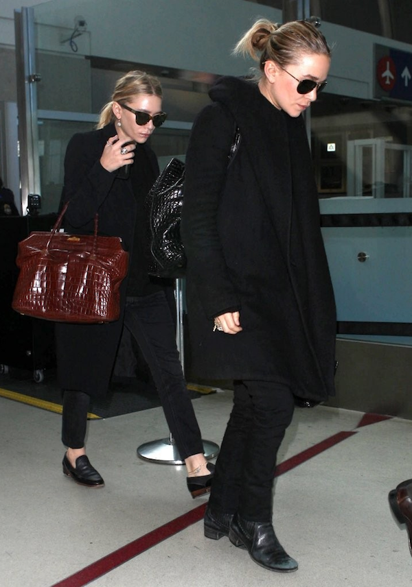 Olsens Anonymous Blog Stye Fashion Mary Kate And Ashley Olsen Twins All Black On Black Basics Airport Croc Jeans Jacket Loafers Boots