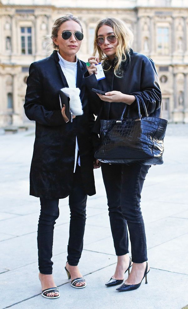 Olsens Anonymous Blog Stye Fashion Mary Kate And Ashley Olsen Twins All Black On Black Basics Paris Croc Bag Pants Jeans Sandals Slingback Pumps Coats