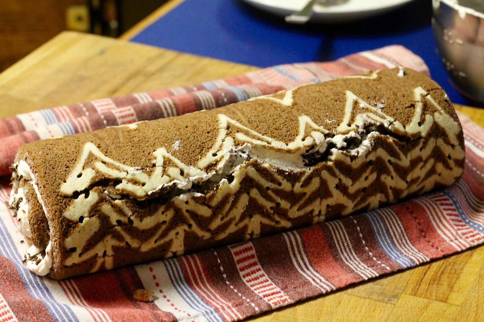 Decorated Swiss Roll fail | Korena in the Kitchen