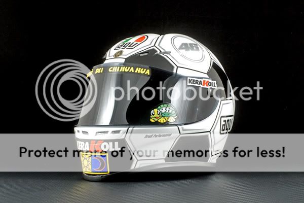 Minichamps Replica Mini Helmet Valentino Rossi MotoGP 2008 Barcelona 1